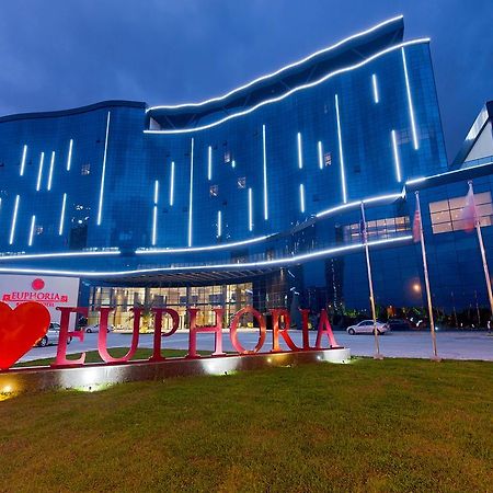 Euphoria Batumi Convention & Casino Hotel Exterior foto